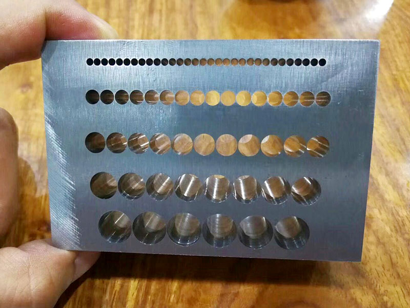 模具鉆深孔y軸坐標(biāo)有沒(méi)有負(fù)的?