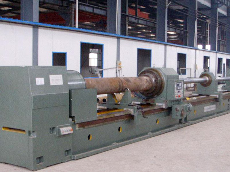 深孔鉆鏜床一個人可以干嗎?